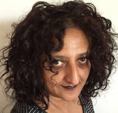 Annie George headshot