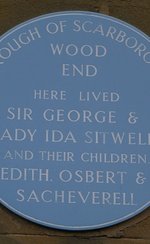 Photo of blue plaque to the Sitwell family