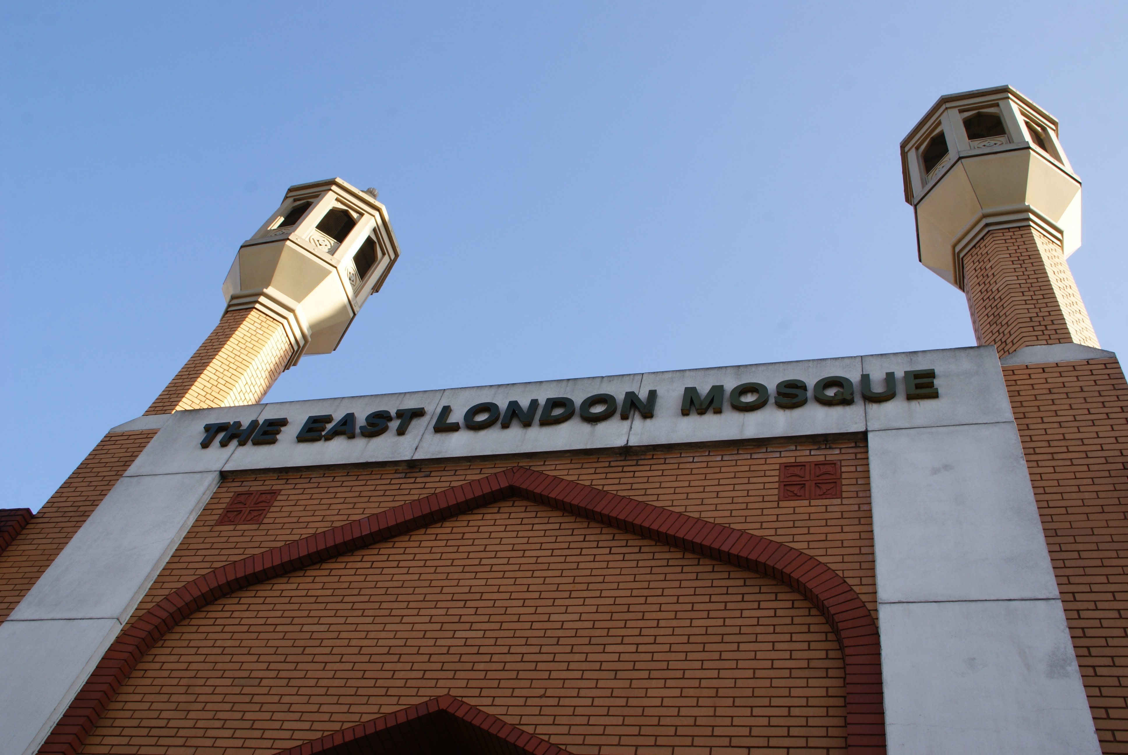 East London Mosque and Islamic Cultural Centre — South Asian Britain ...