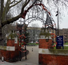 Photo of the entrance to Altab Ali Park
