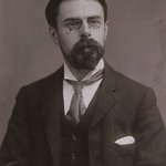 Photo of Laurence Housman