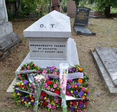 Photo of monument to Dwarkanath Tagore