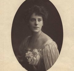 Photograph of Rachel Beer