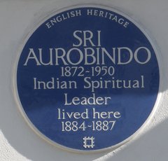 Photo of blue plaque at Aravinda Ackroyd Ghose's home in London