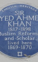 Photo of blue plaque at Syed Ahmed Khan's home in London