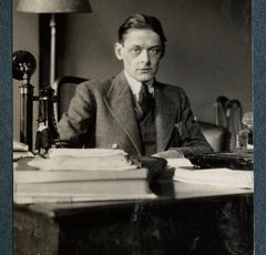 Photo of TS Eliot