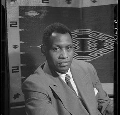 Photo of Paul Robeson